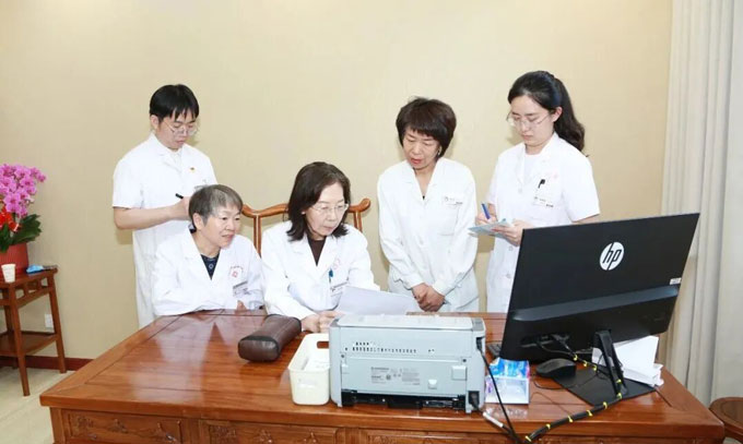 守正通络起沉疴——寇秋爱教授助力四十年强直性脊柱炎患者重获行动自由